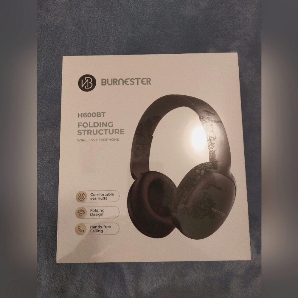 NIB Burnester Folding Wireless Headphones - H600BT